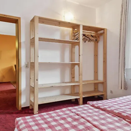 1 Bedroom Cozy In Moenchgut * Thiessow
