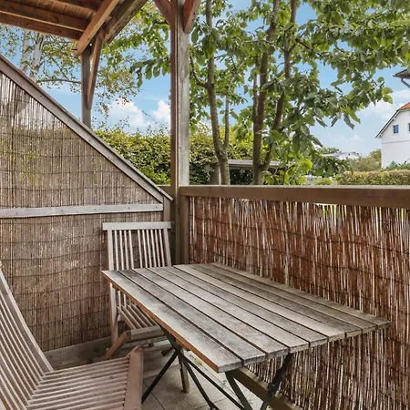 Apartment 1 Bedroom Cozy In Moenchgut